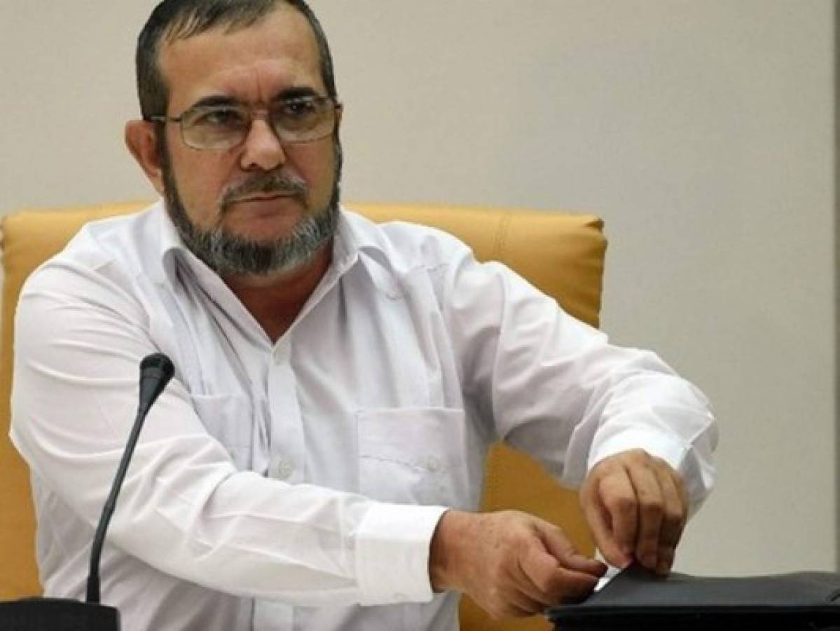 Líder de FARC retira candidatura presidencial en Colombia por motivos de salud