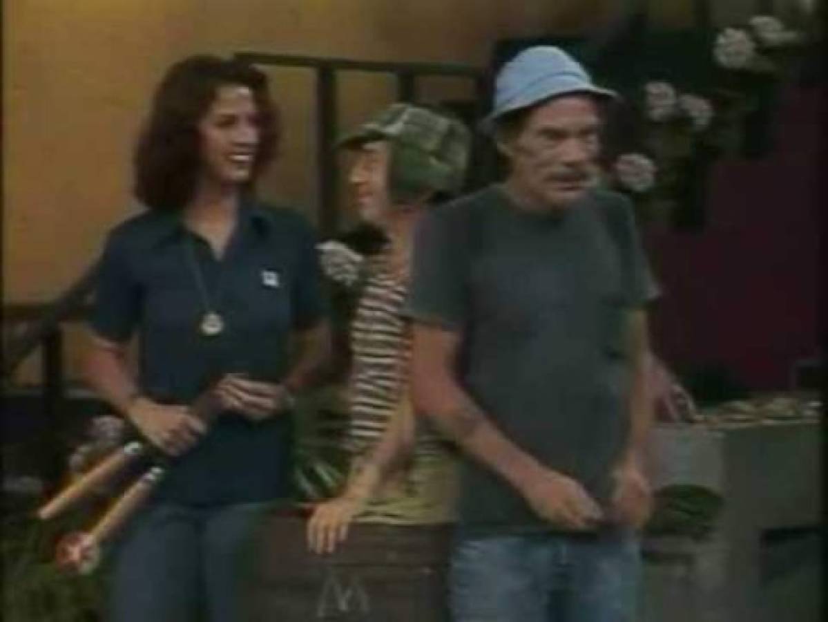 ¿Te acuerdas de la hermosa vecina Gloria en el Chavo del 8?