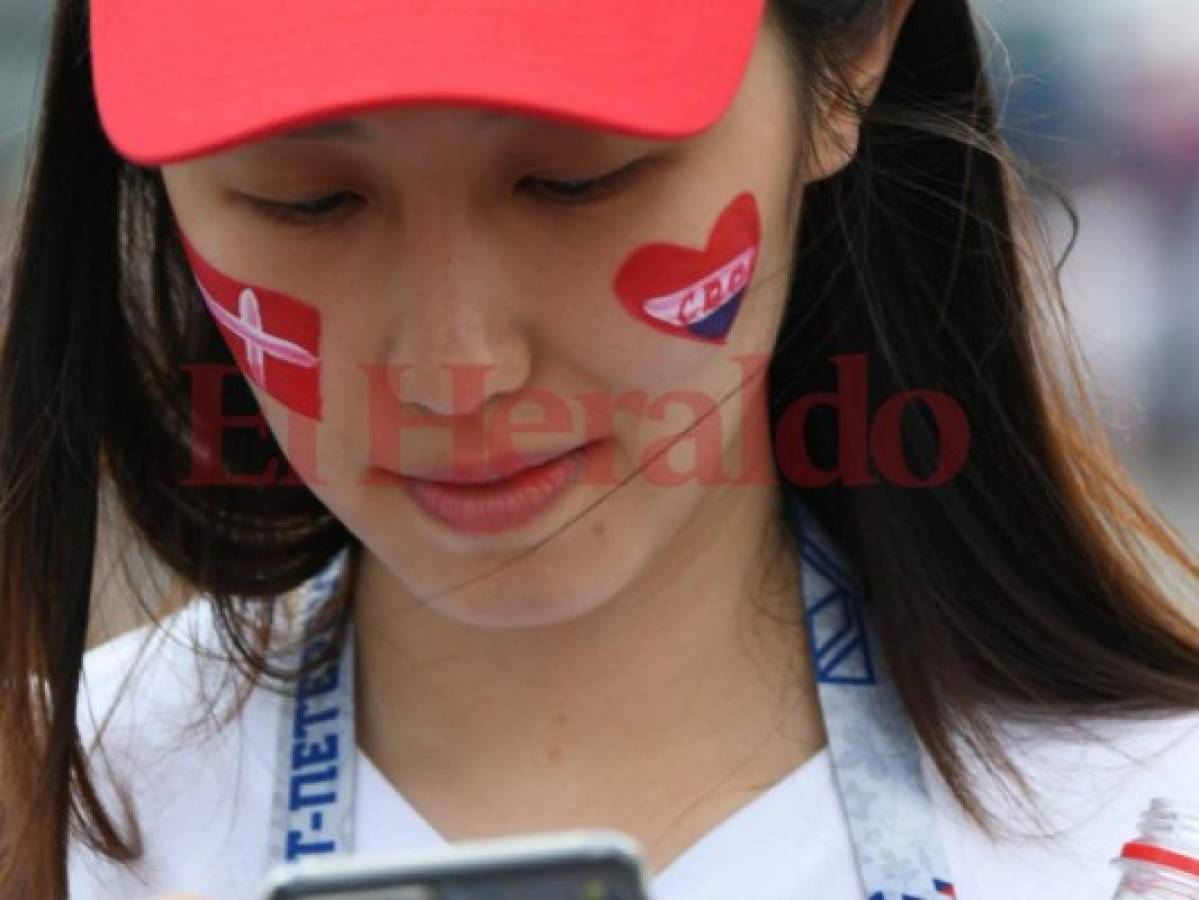 Las bellas mujeres que disfrutan del Mundial ante Croacia vs Dinamarca