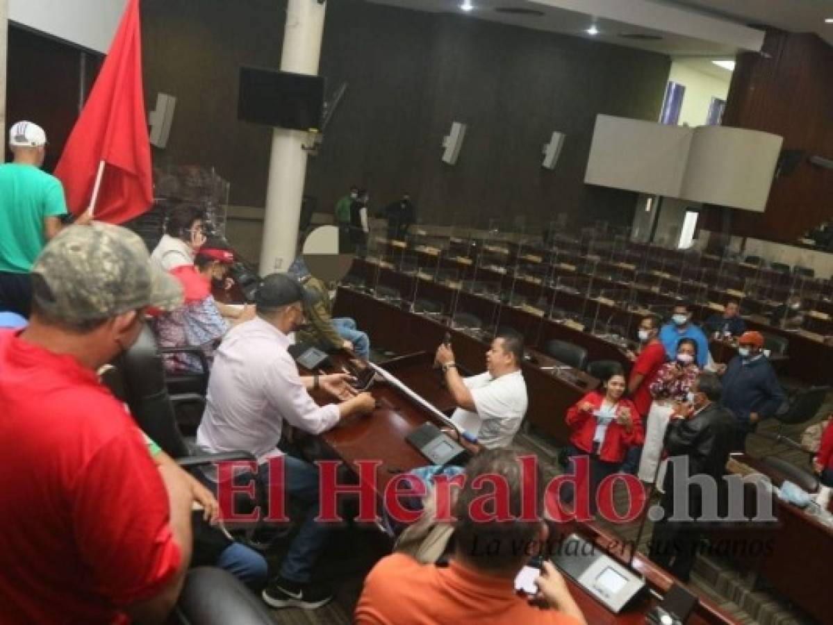 Congreso Nacional se convirtió en escenario para tomarse fotografías