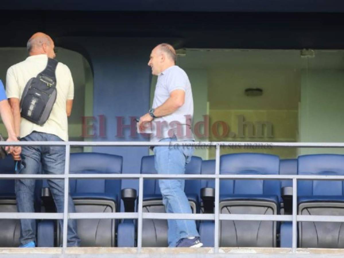 Fabián Coito presente en el Estadio Nacional para ver a Motagua vs Juticalpa
