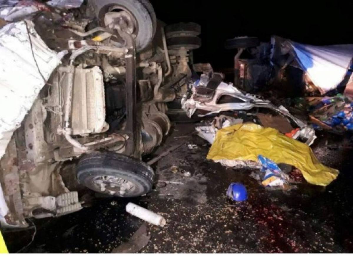 Accidente en la carretera que conduce al norte de Honduras deja tres muertos y tres heridos