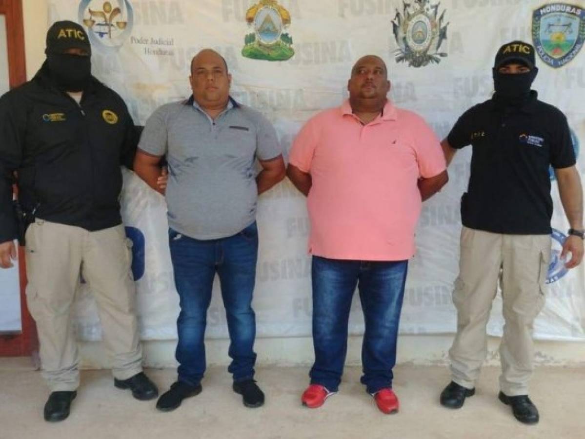 Envían a cárcel de El Pozo a los hermanos Simpson Calderón
