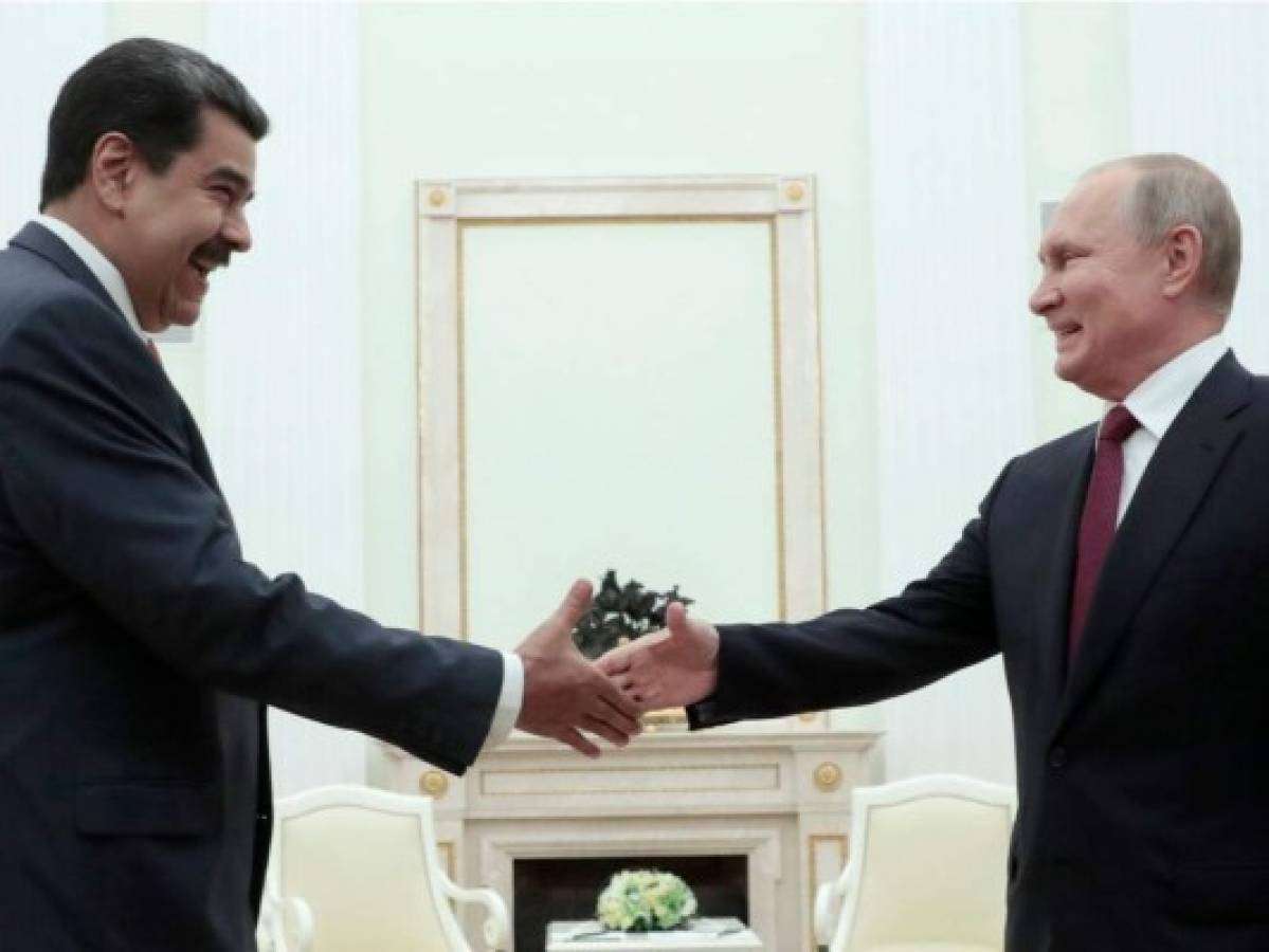 Rusia y Venezuela firman nuevos acuerdos; renuevan asesorías  