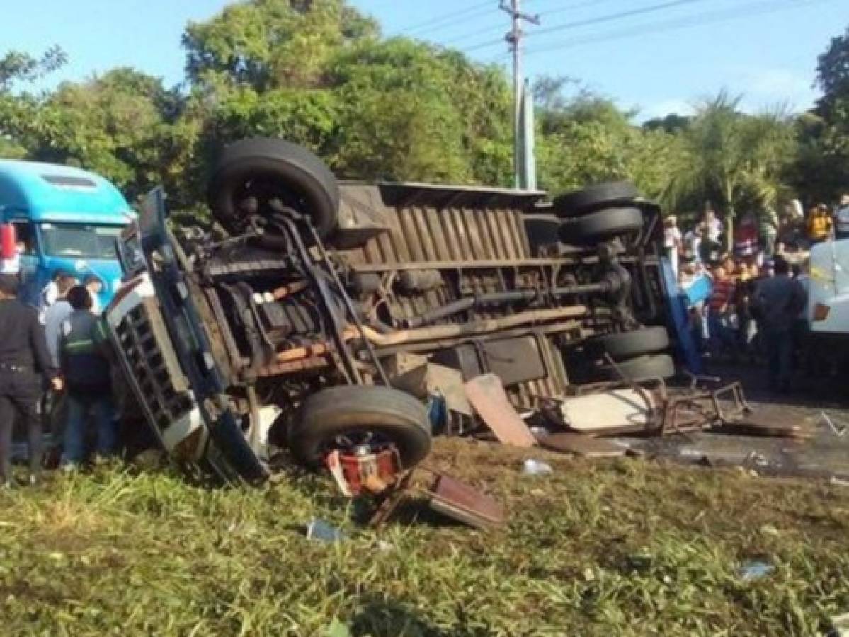 Al menos siete personas murieron en accidente de tránsito en Guatemala