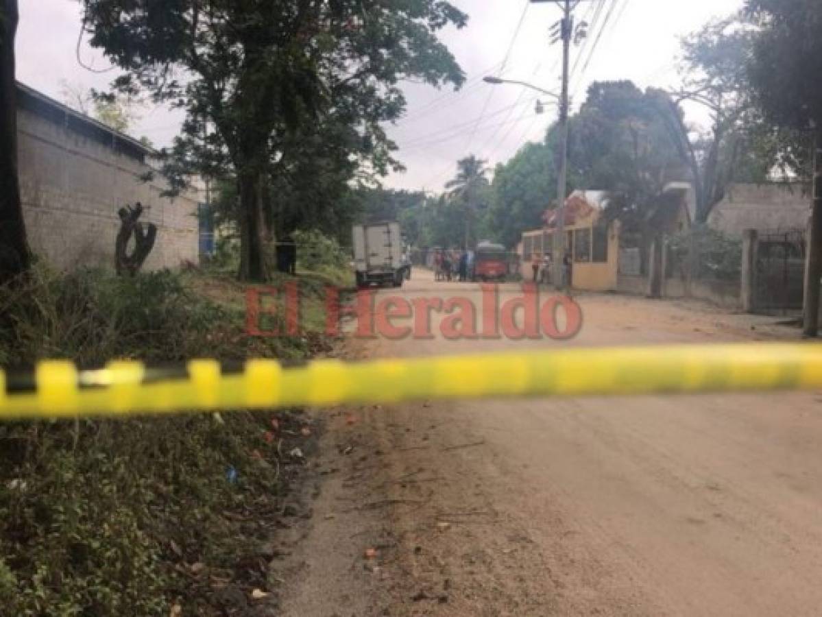 Matan a mujer en el interior de su casa en la colonia San Francisco, La Lima; malhechores dejaron rótulo   