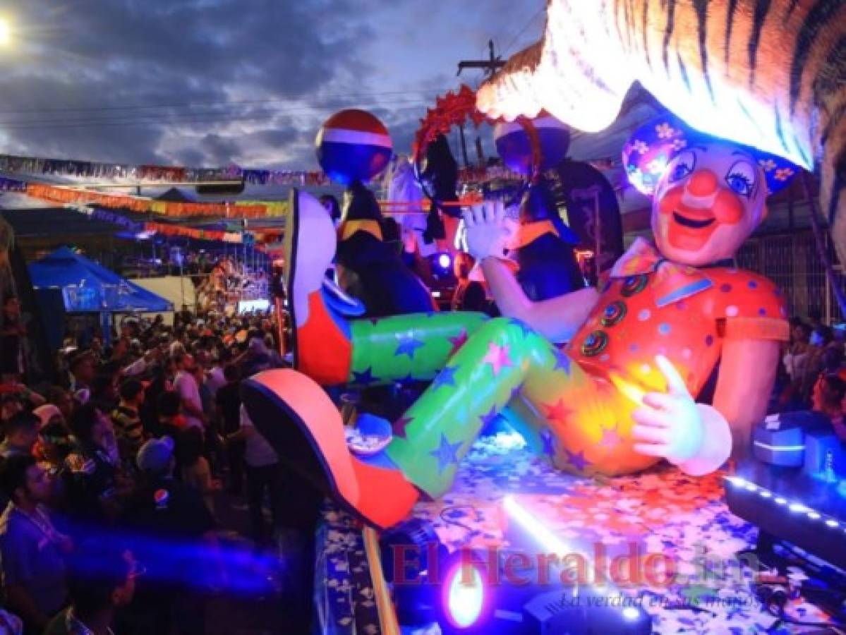 Fiesta y color en cierre del carnaval de La Ceiba 2019