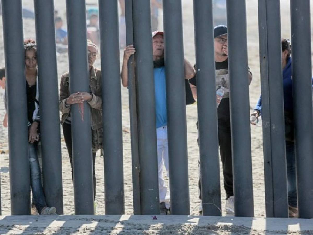 Justicia autoriza a Trump a usar 3,600 millones de dólares para el muro fronterizo