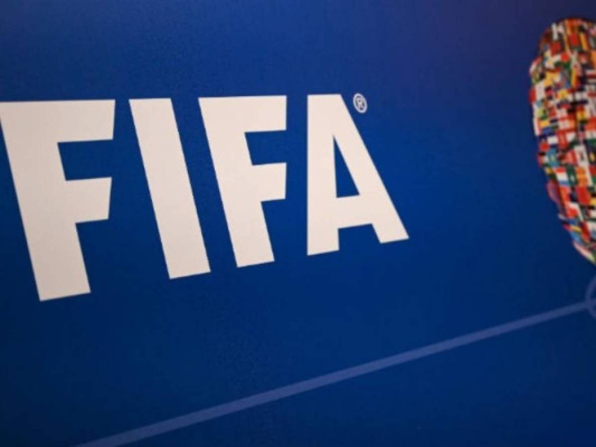 La FIFA suspende de por vida a ocho futbolistas que intentaron manipular partidos
