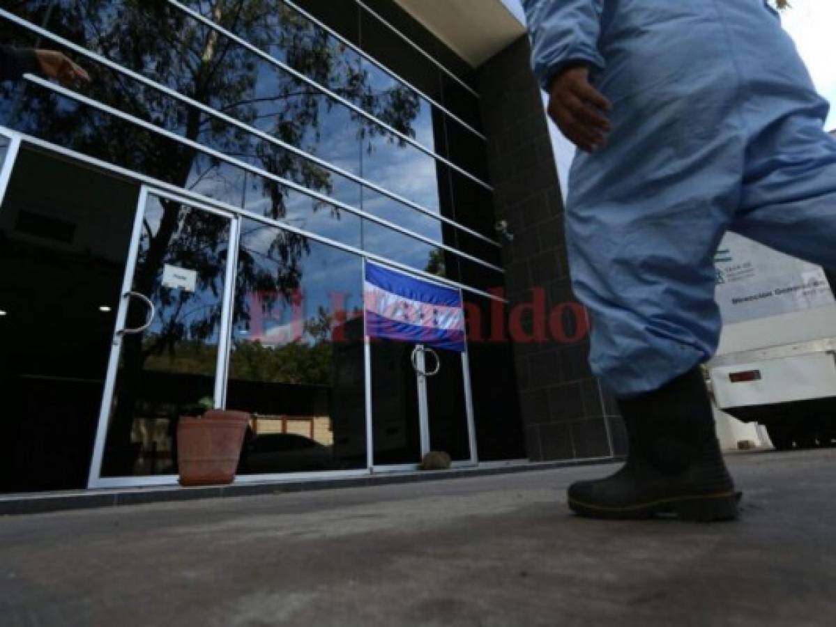 Más de 700 empleados de Medicina Forense amenazan con realizar paro de labores