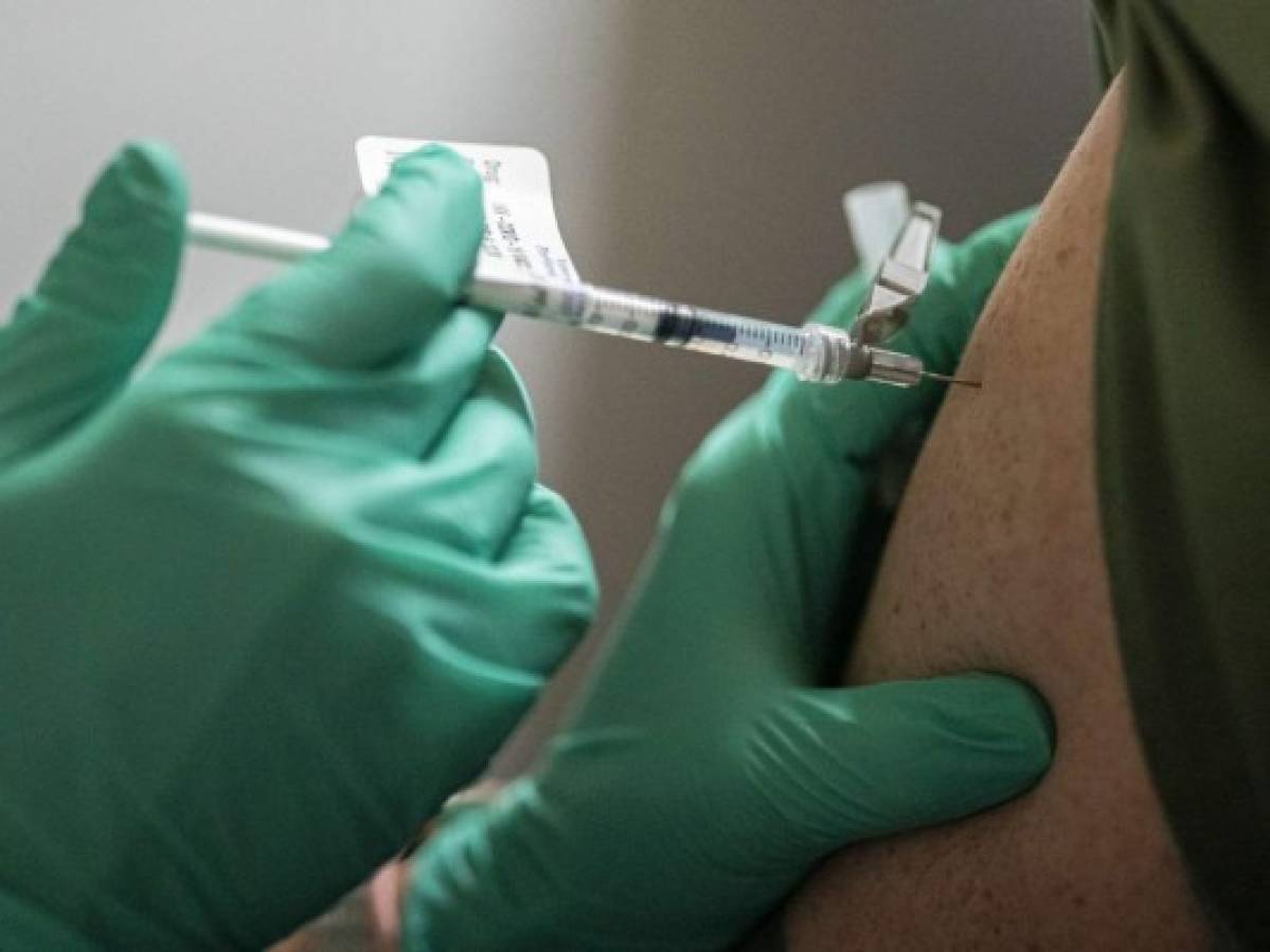 Unión Europea iniciará campaña de vacunación contra el covid a finales de diciembre