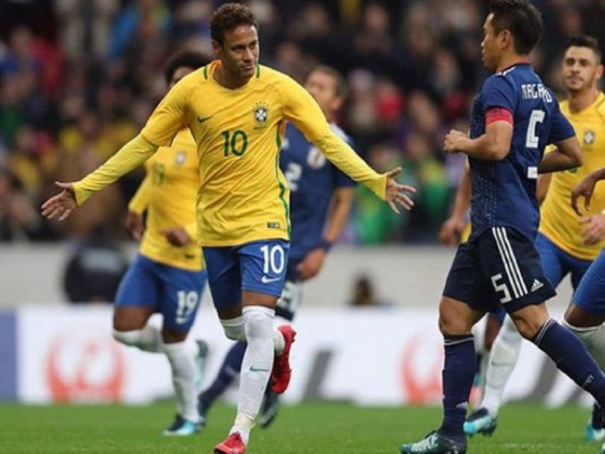 'Todo marcha bien', dice médico de Brasil sobre la recuperación de Neymar