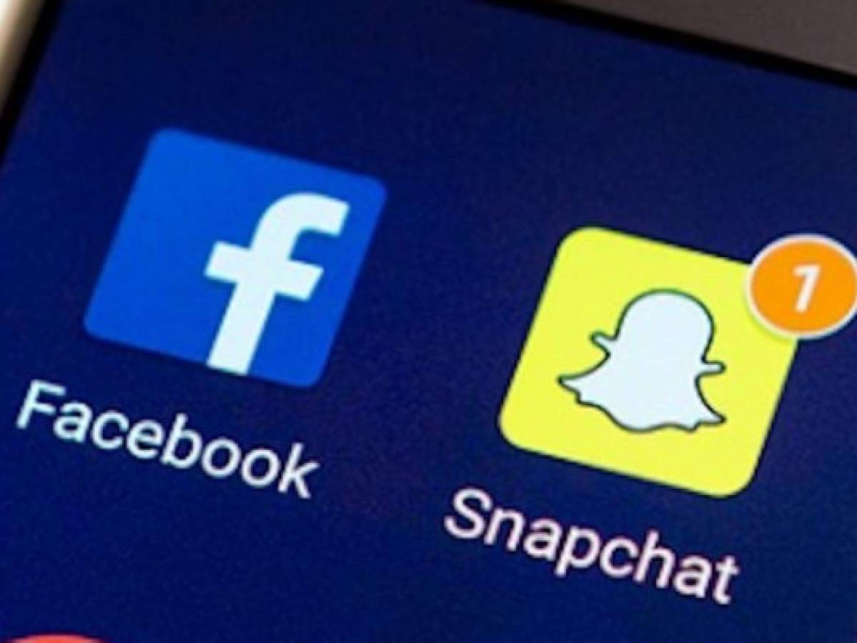 Los menores de 25 años usarán menos Facebook y más Snapchat en 2018