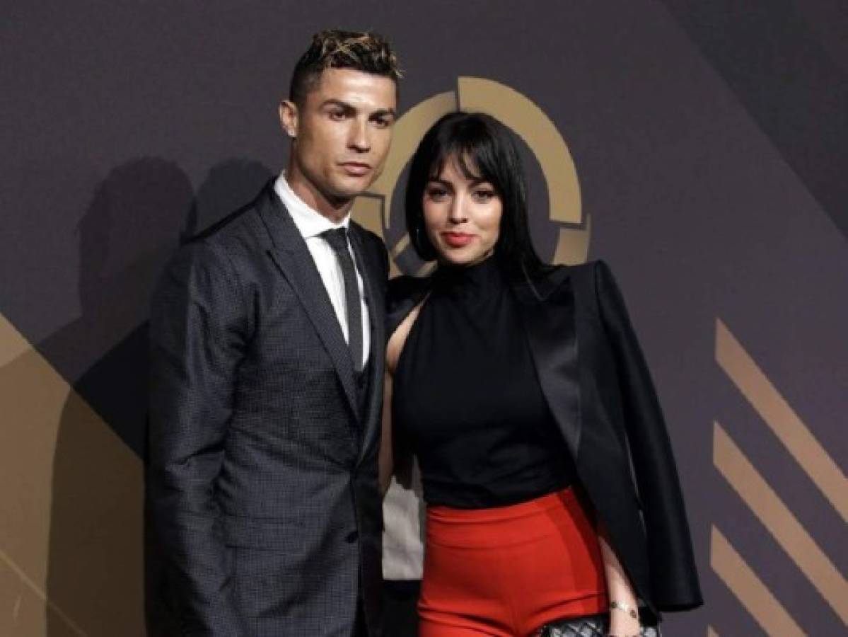 El sexy atuendo que usó Georgina Rodríguez para apoyar a Cristiano Ronaldo y a Portugal