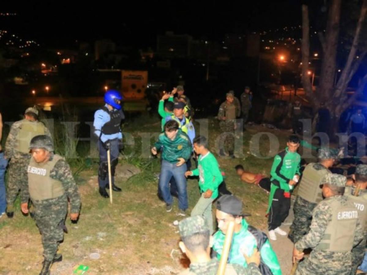 Zafarrancho entre barras de Olimpia y Marathón deja detenidos y heridos en el Nacional