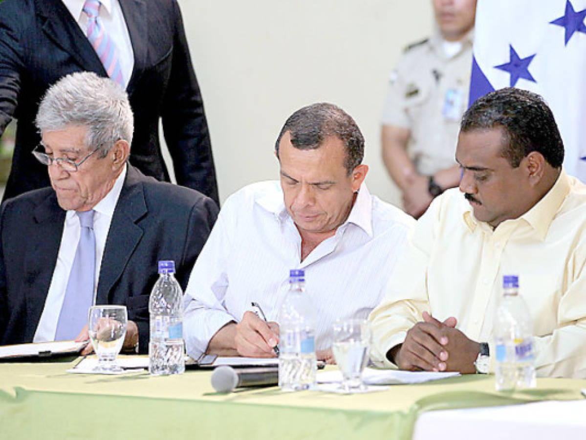 Hugo Chávez quiere comprar tierras en Bajo Aguán