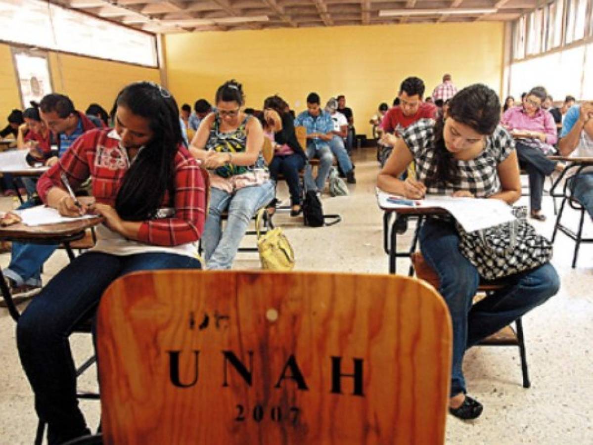 Estudiantes de la UNAH no tendrán que presentar boleta de reposición este tercer período