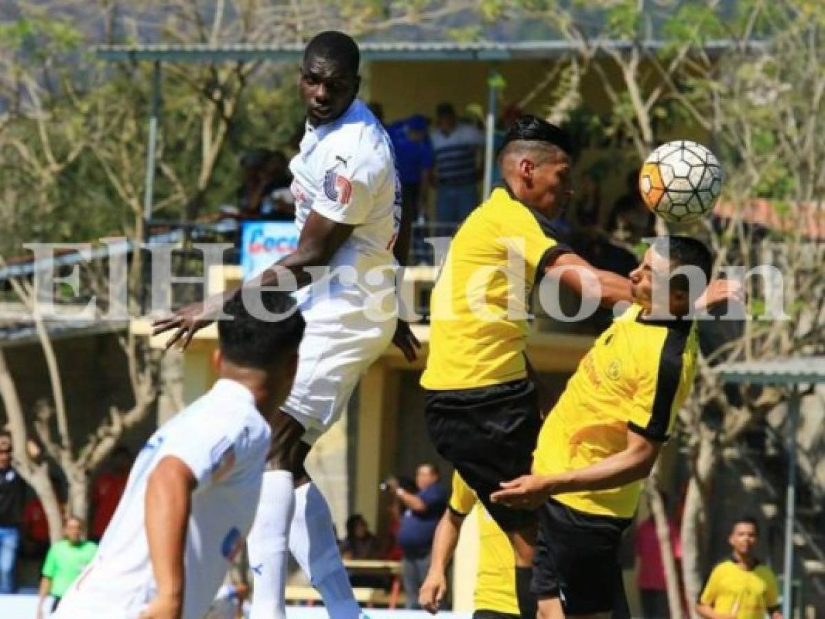 Olimpia ganó 5-0 al San Rafael con dos goles de Roger Rojas en la Copa Presidente