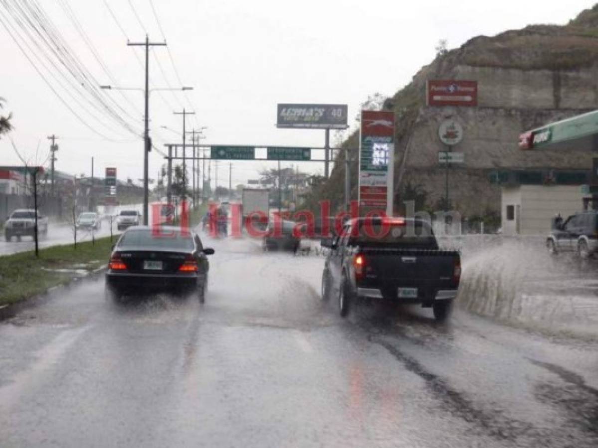 Lluvias y chubascos dejará ingreso de humedad en territorio hondureño