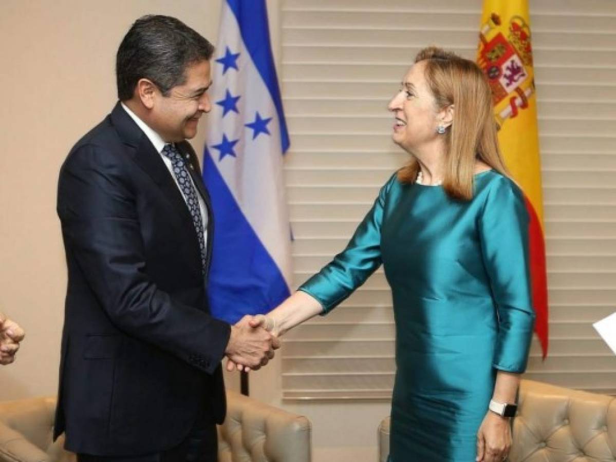 Honduras y España dialogan sobre la construcción del aeropuerto de Palmerola