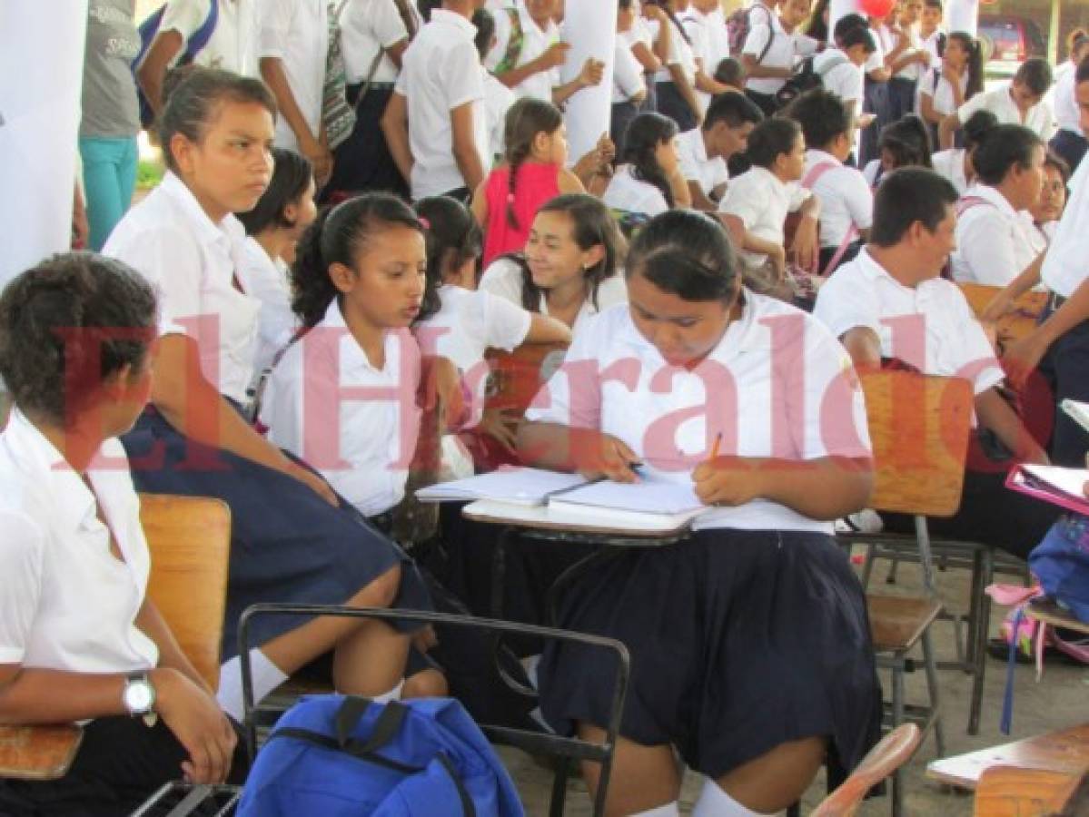 Nuevos modelos educativos para Honduras promete Marlene Alvarenga