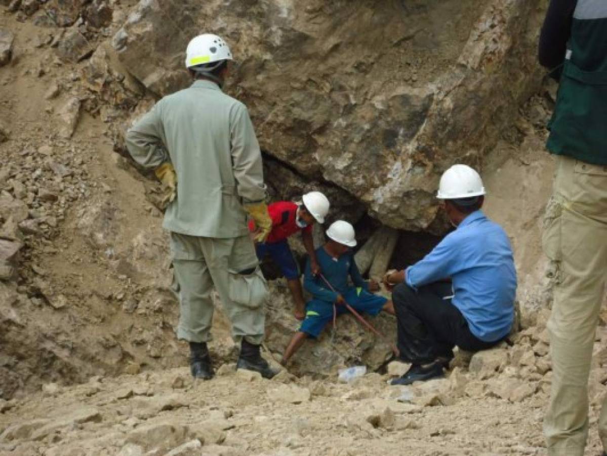Honduras: Labores de búsqueda y rescate en mina Cuculmeca se han dilatado por 117 horas