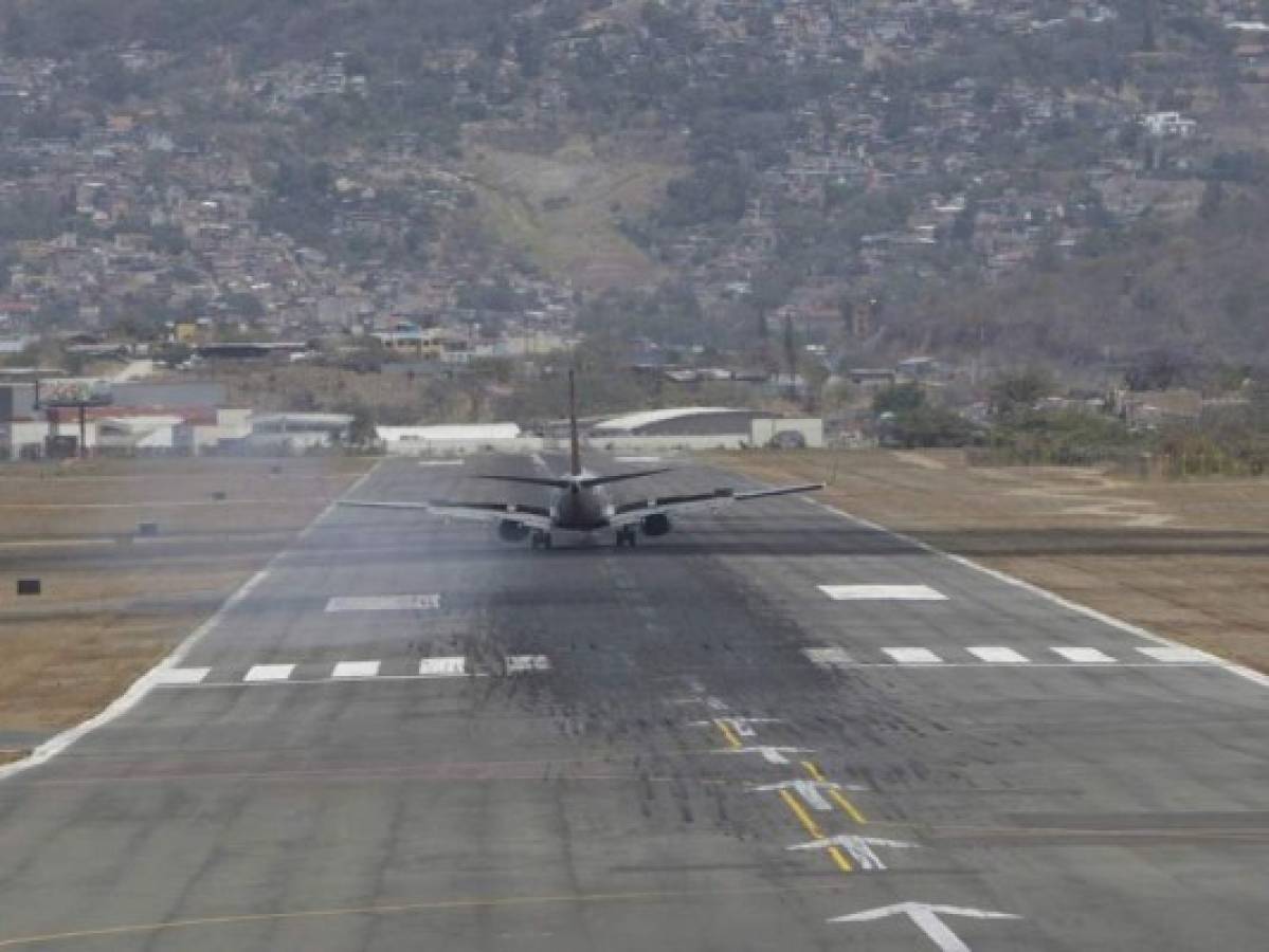 Autorizan vuelo, supuestamente para repatriar a selección sub-20