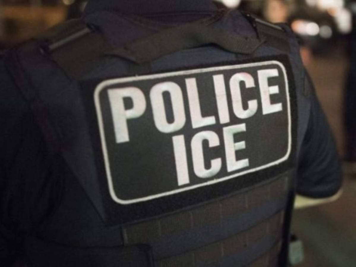 ICE ya no pondrá multas a migrantes que viven en iglesias