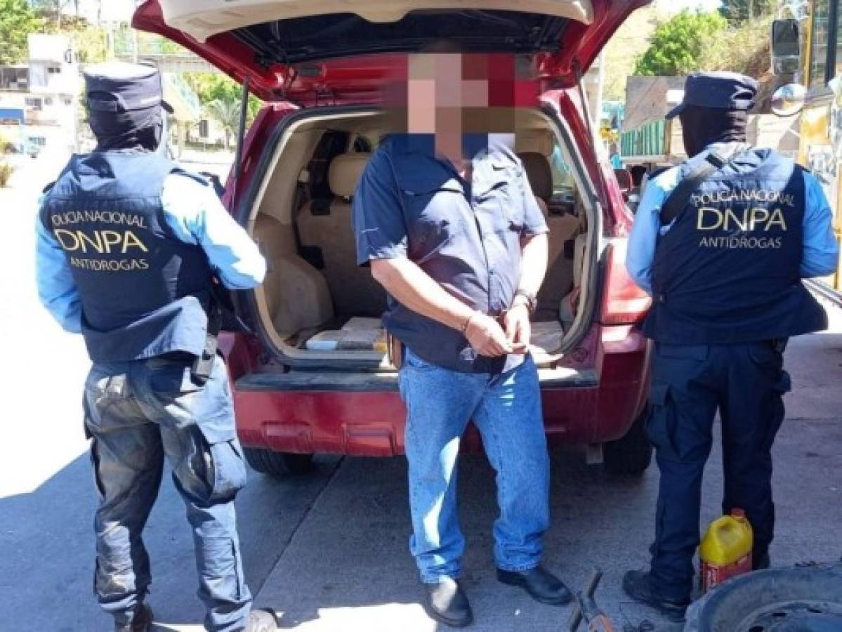 Detienen a cuatro personas que trasladaban 11 paquetes de cocaína en la capital