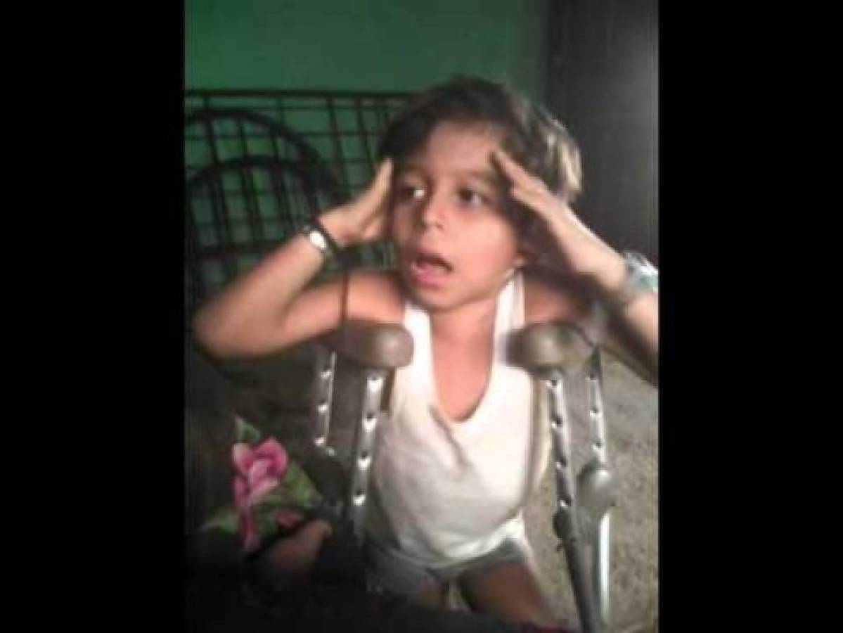 El niño hondureño que impacta con su voz