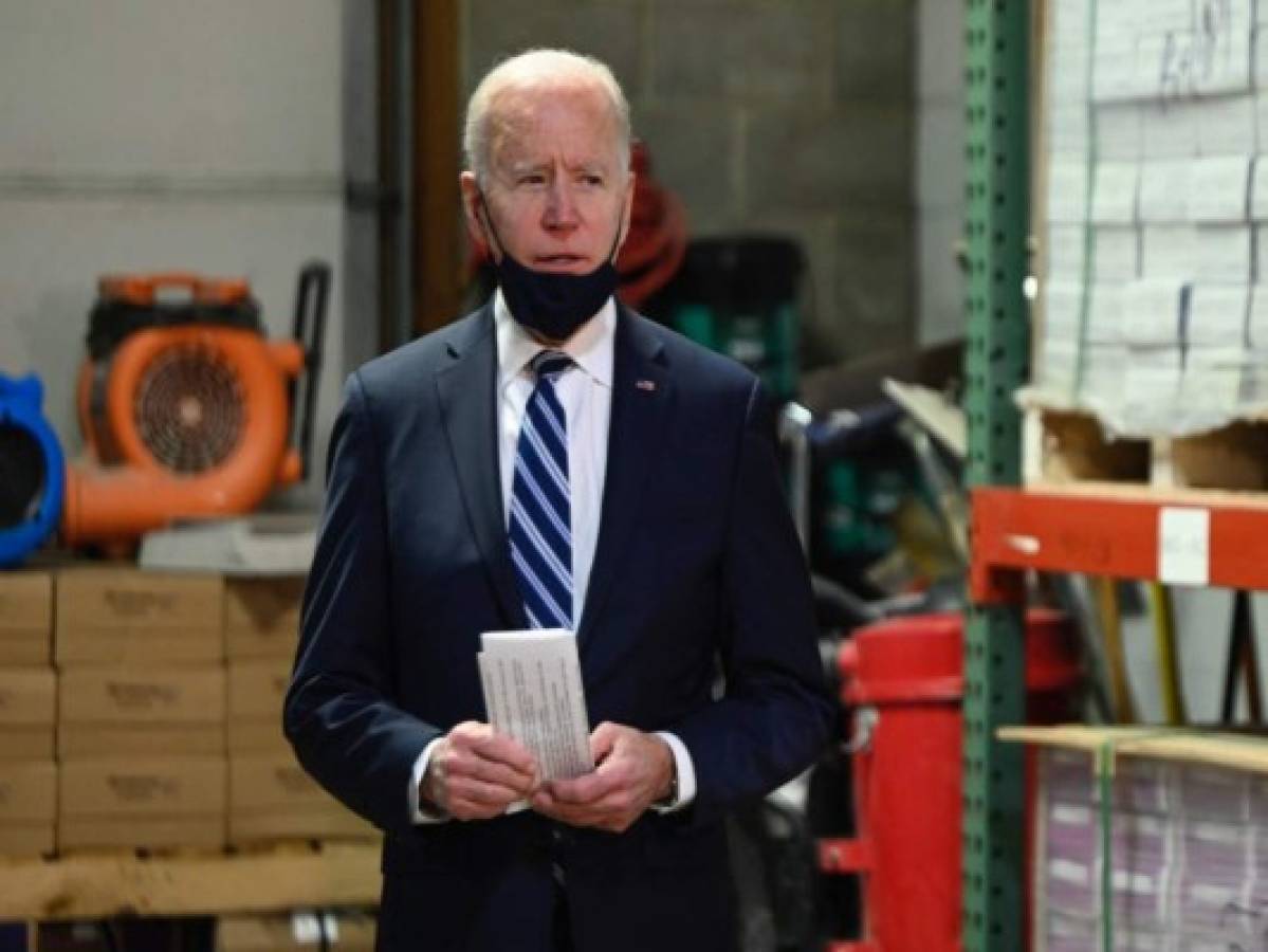 'No vengan', dice Biden a migrantes mientras crecen las críticas en EEUU