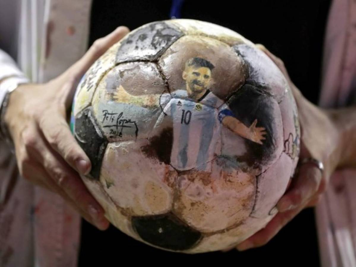VIDEO: Emotivo cántico de la hinchada de Argentina para su ídolo Leo Messi