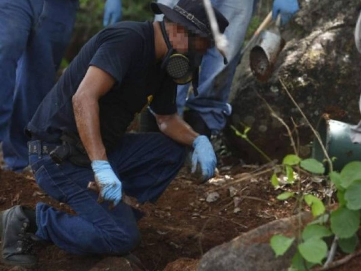 Investigan caso de joven que fue encontrado sin órganos en El Salvador
