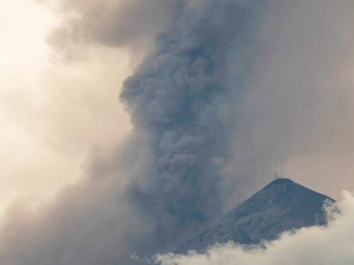 VIDEOS: Así fue la impresionante erupción del volcán de Fuego en Guatemala