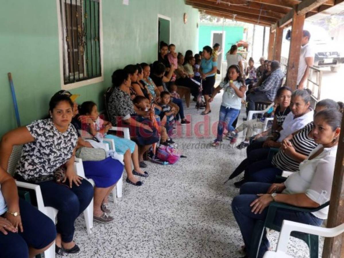 Entre llanto y pesar velan mujer asesinada por su pareja en Nueva Armenia