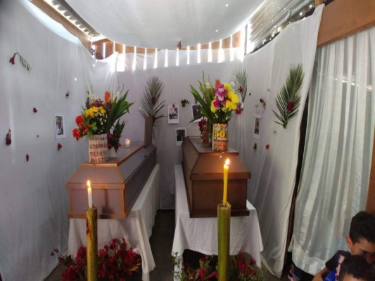 Masacre: Velan los cuerpos de hermanos hallados muertos en túnel