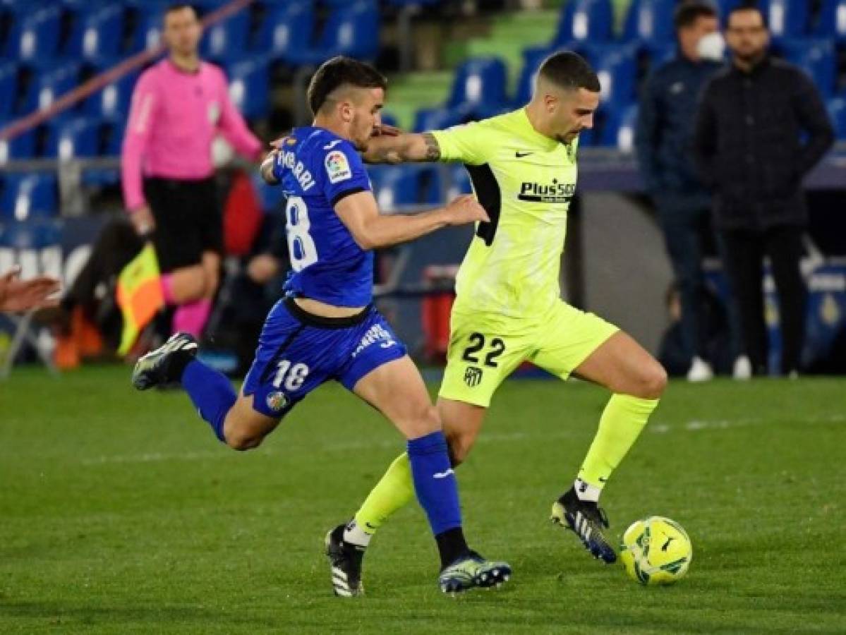 Atlético de Madrid empata contra Getafe y mantiene con vida al Real Madrid y Barcelona