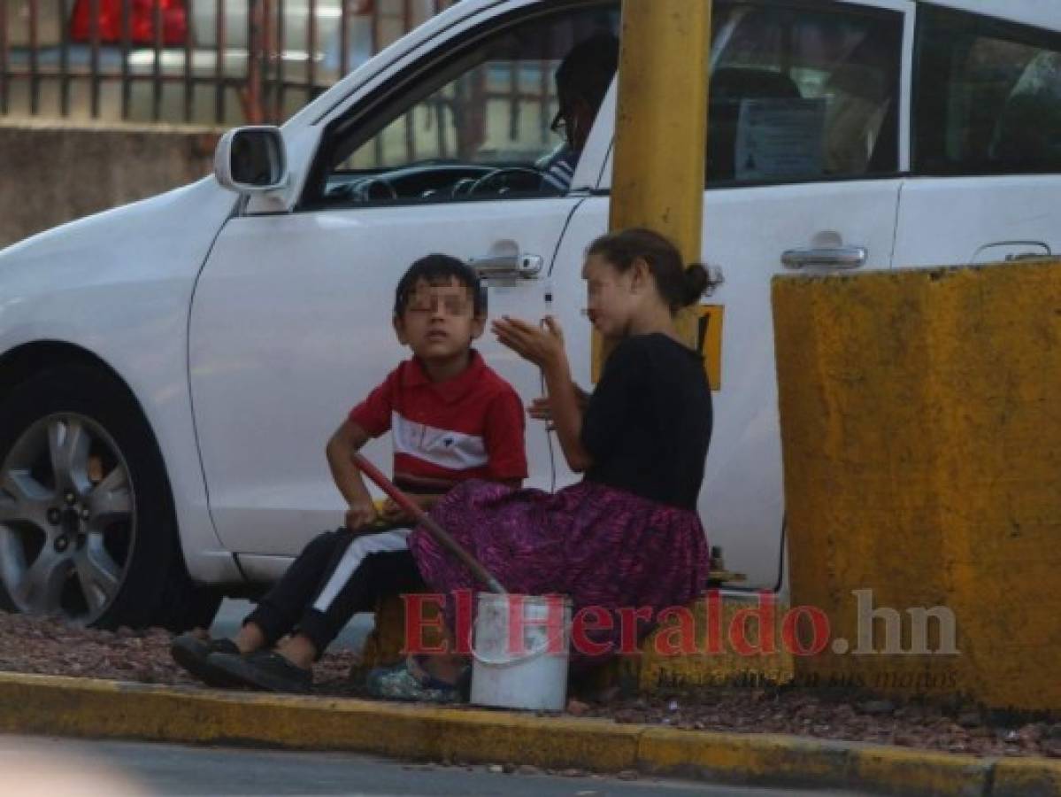 José Adonis Durón: Mamá, ¿cuándo voy a caminar? ¡Yo quiero ser un bombero!