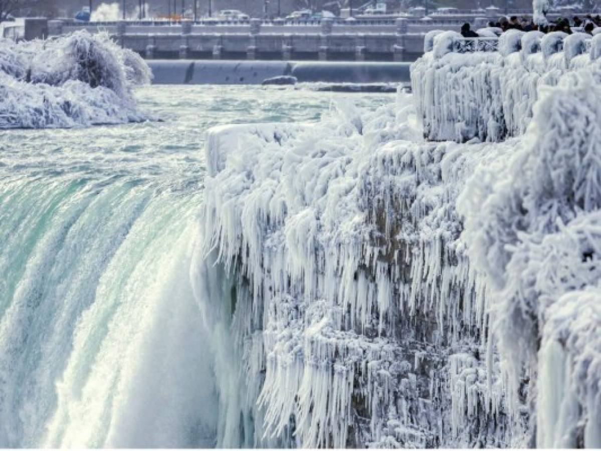 Se congelan las Cataratas del Niágara