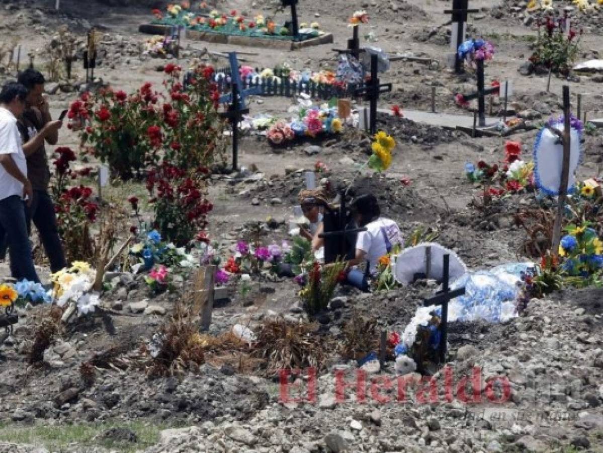 Funerarias reportan más de 990 fallecidos en casas por covid-19