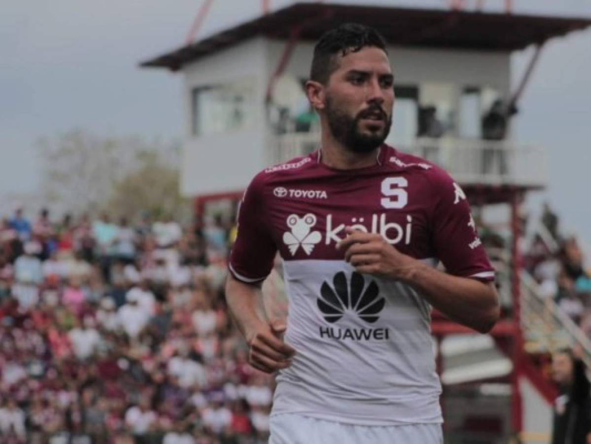 Saprissa gana 0-1 ante Carmelita en el Estadio Rafael Bolaños de Costa Rica