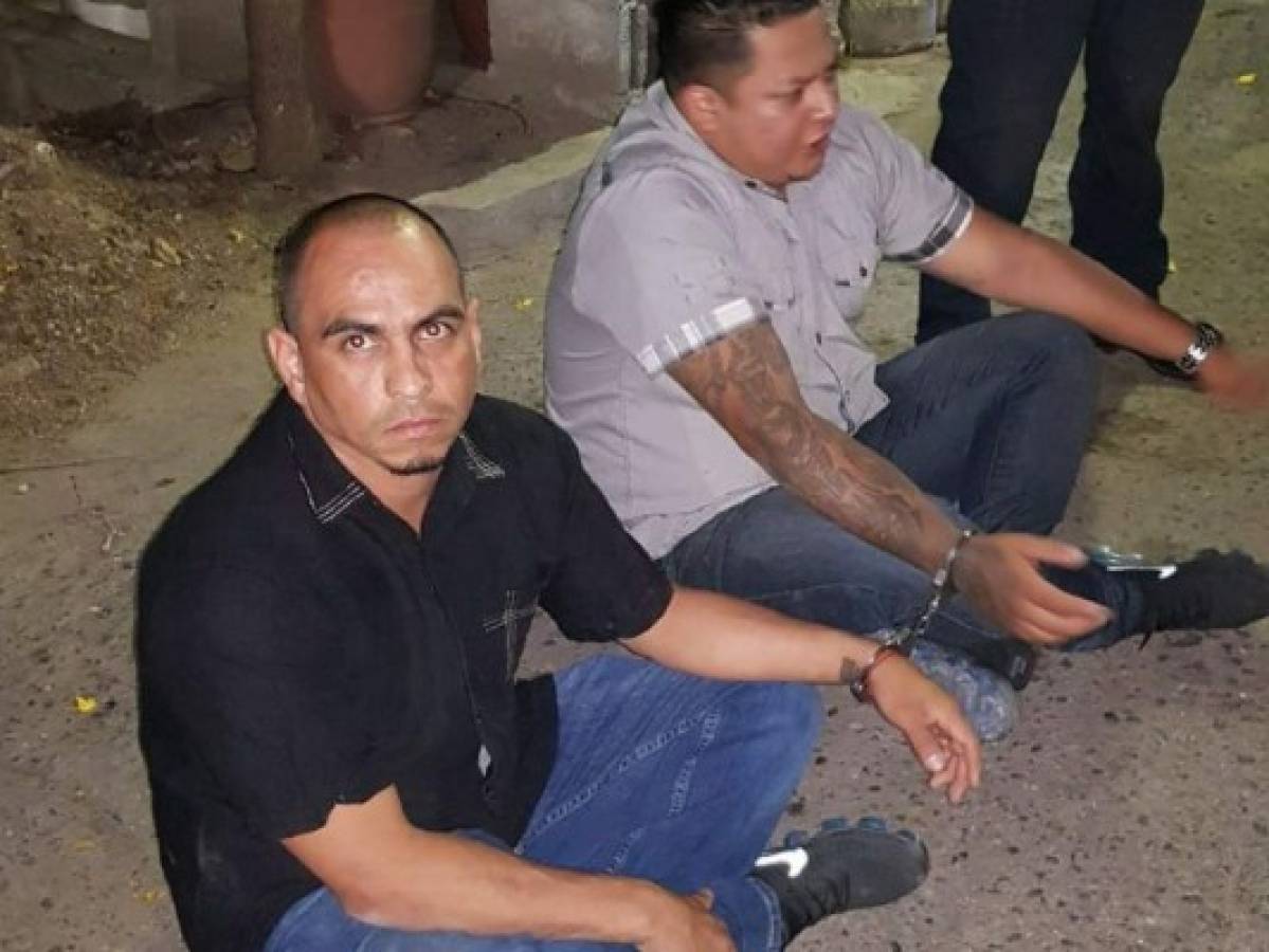 Capturan a dos hombres en posesión de carro robado en colonia Loarque de Comayagüela
