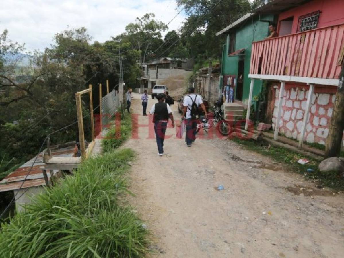 Vecinos de la colonia La Soledad de Tegucigalpa exigen pavimentación de calle  
