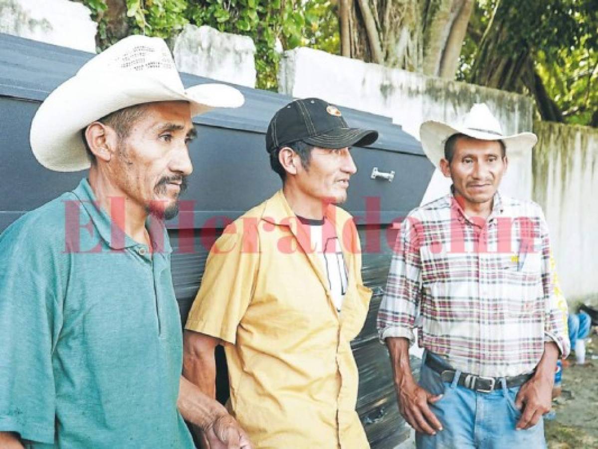 Tío de jóvenes que murieron en Erandique: Tembló la tierra, subimos a verlos, pero estaban muertos