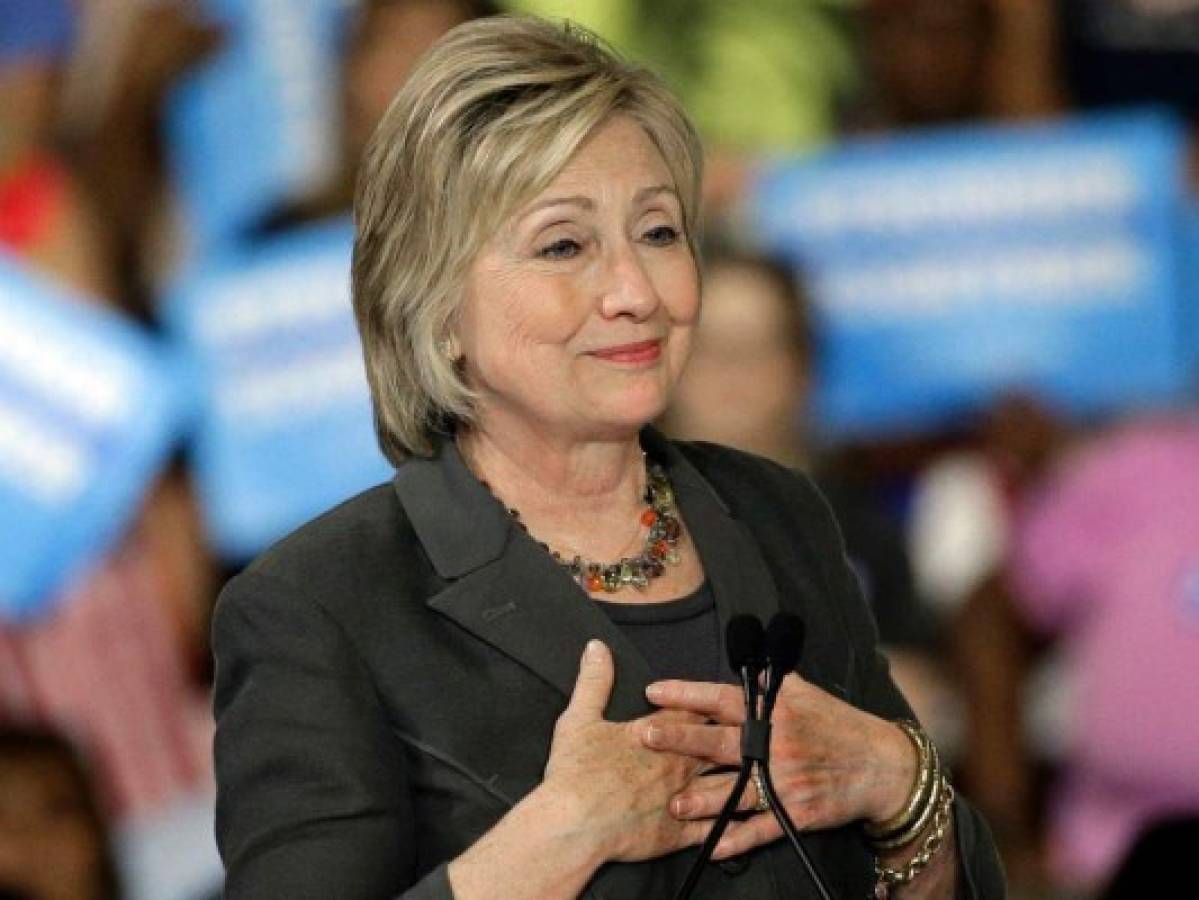 Clinton hace historia y se convierte en candidata presidencial demócrata  