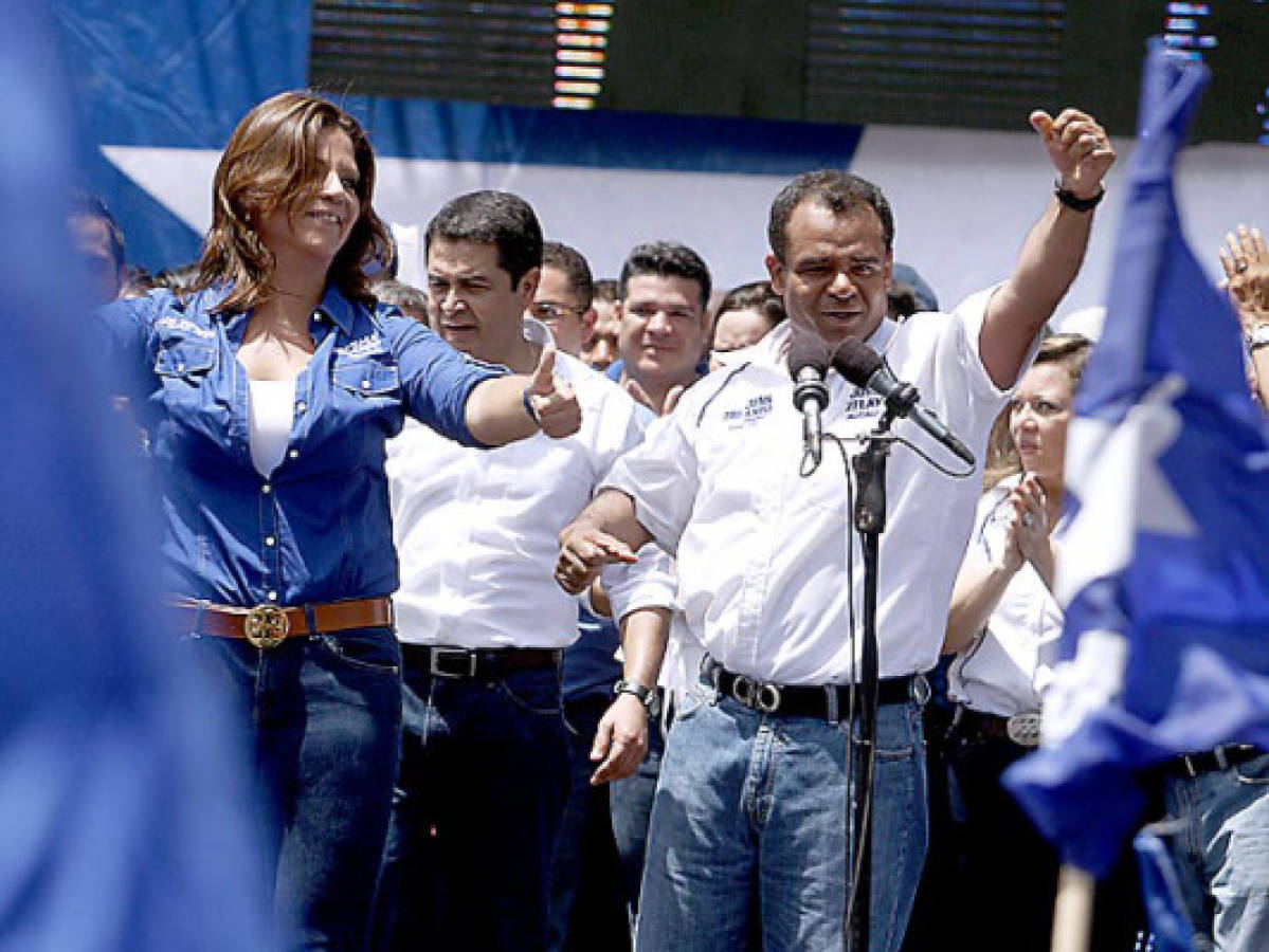 Nacionalistas de Azules Unidos realizan 'marcha por la unidad' en la capital hondureña