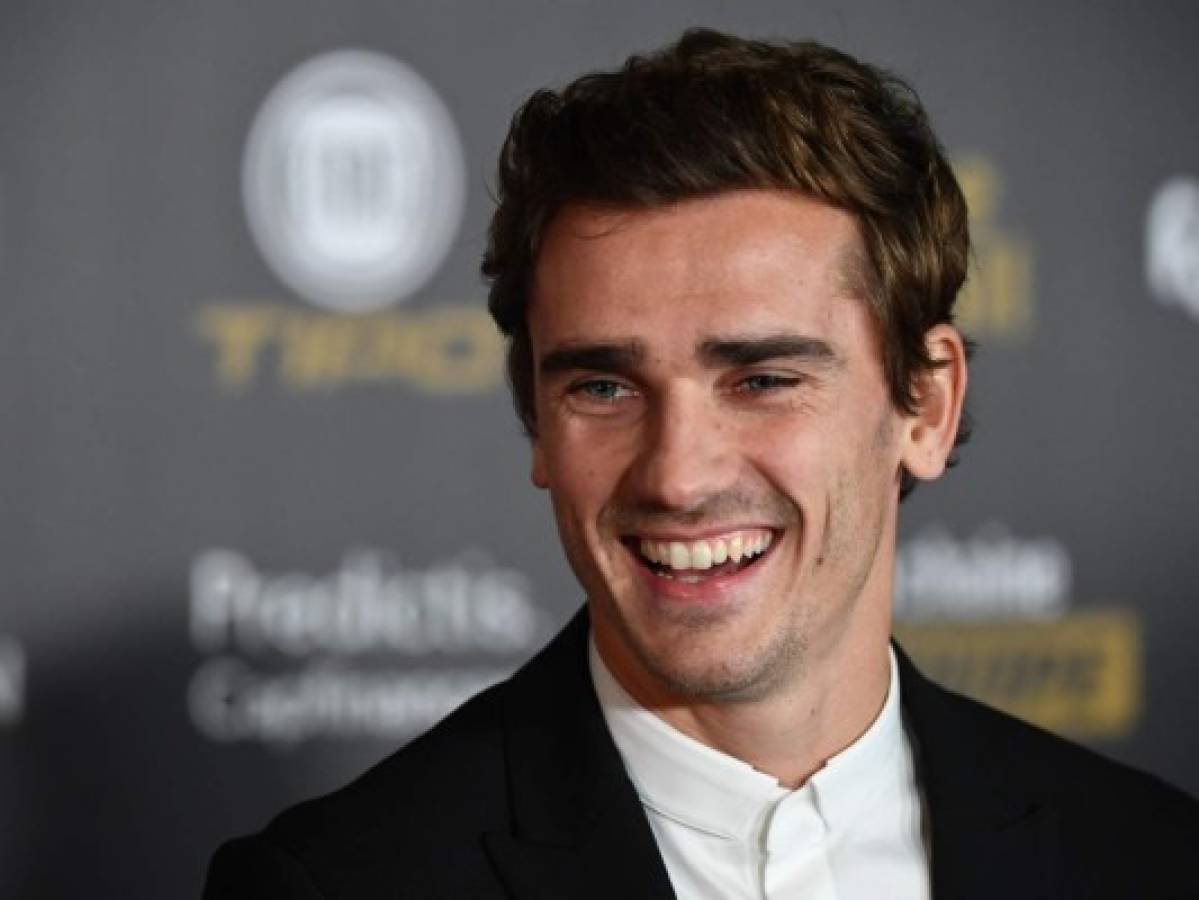 El francés Antoine Griezmann ficha por el FC Barcelona hasta 2024