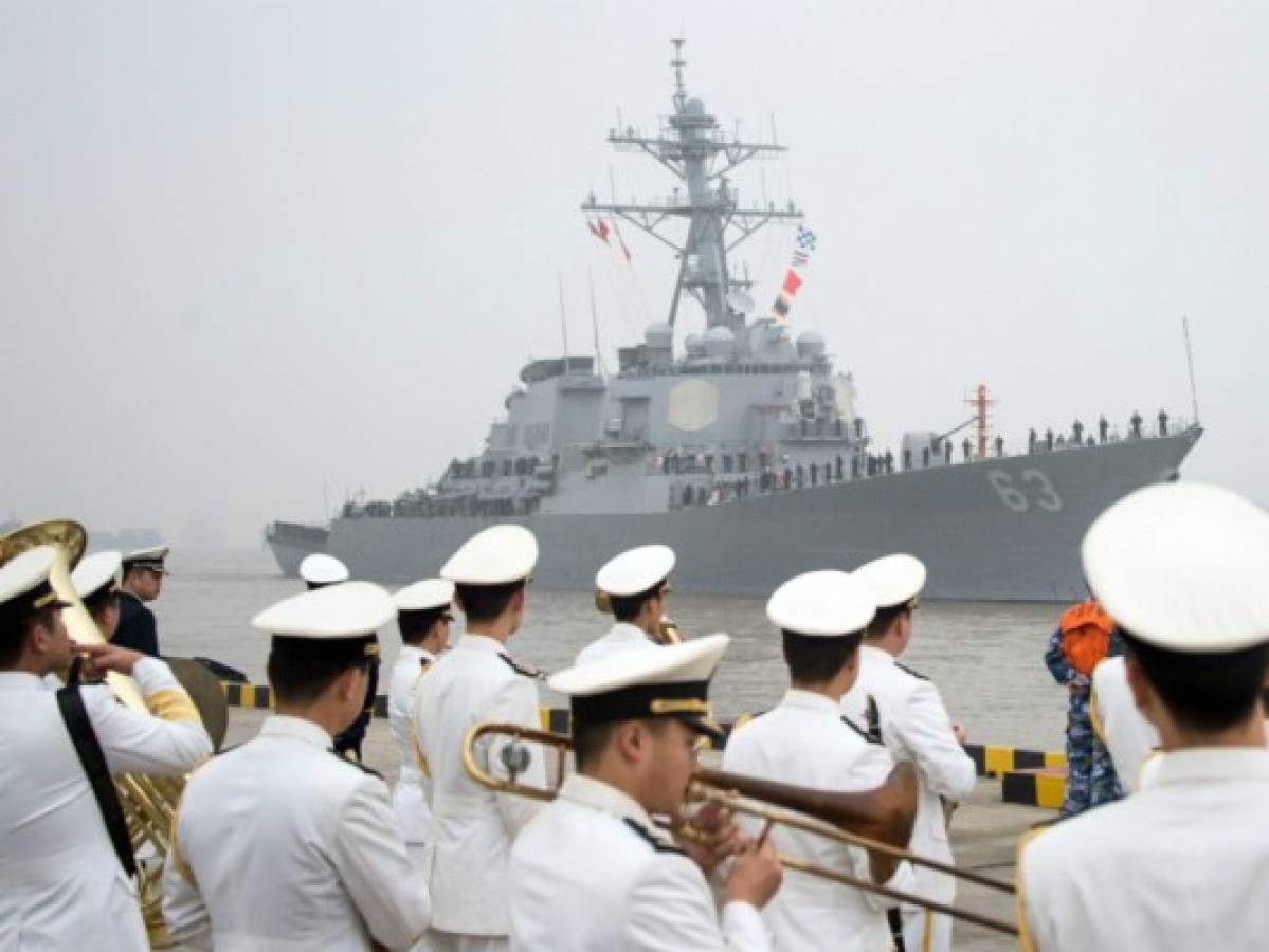China califica de 'seria provocación' presencia de buque de Estados Unidos