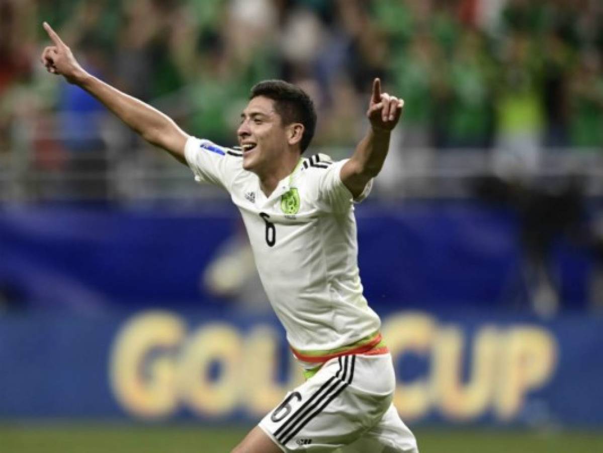 México vence 2-0 a Curazao en el cierre de la fase de grupos de la Copa Oro