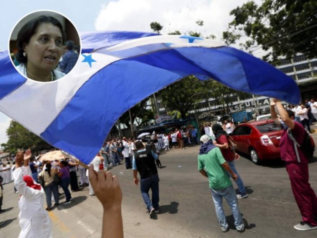 Suyapa Figueroa: 'Paro de labores seguirá hasta que Congreso Nacional oficialice suspensión de decretos'
